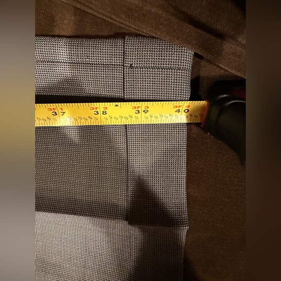 Calvin Klein Gray Suit, Pants & Jacket Set SZ 42 Pants Are Pleaded & cuf… - Picture 14 of 16